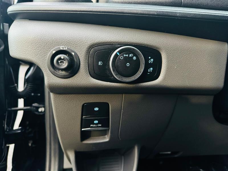 2023 Ford Transit Passenger XLT photo 12