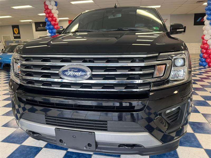 2020 Ford Expedition XLT's photo