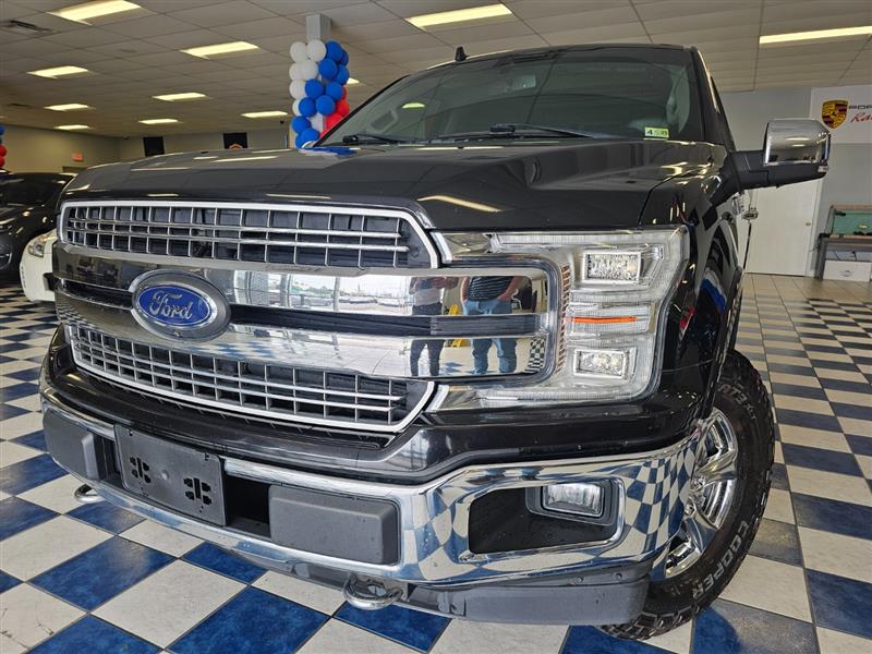 2019 FORD F-150 LARIAT 4WD WITH NAVIGATION AND SUNROOF