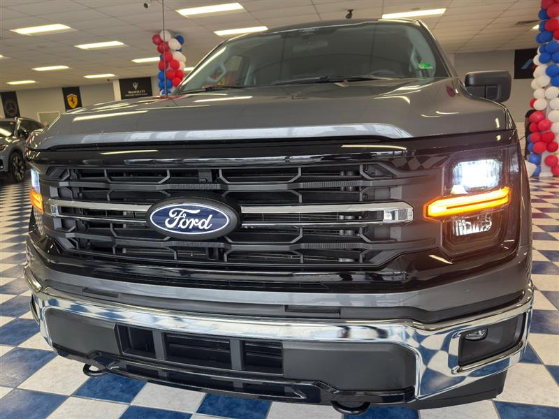 2025 Ford F-150 XLT's photo