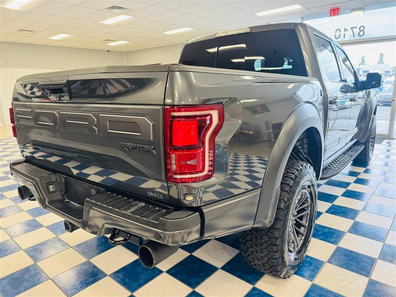 2020 Ford F-150 Raptor photo 4