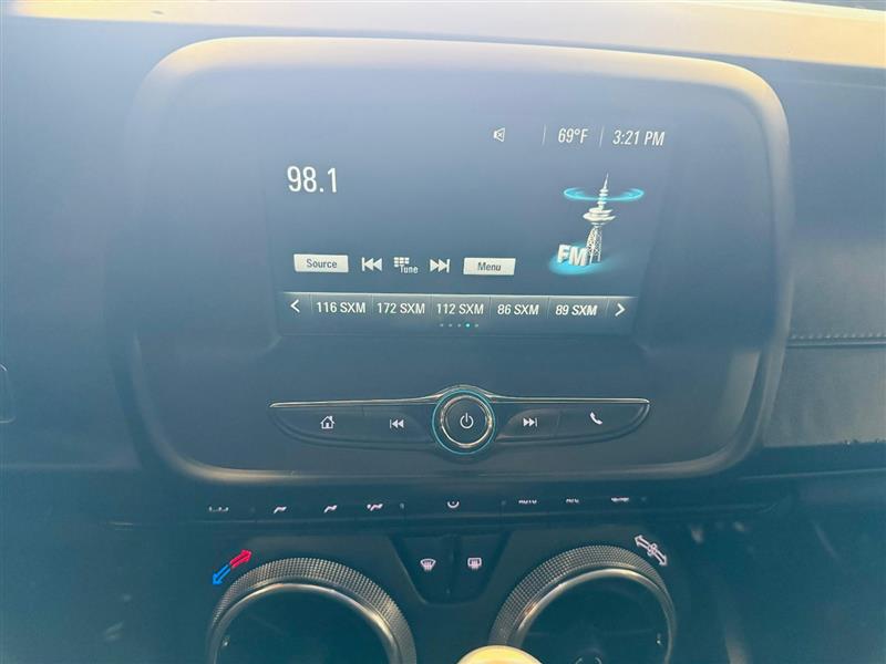 2017 Chevrolet Camaro 1LT photo 16