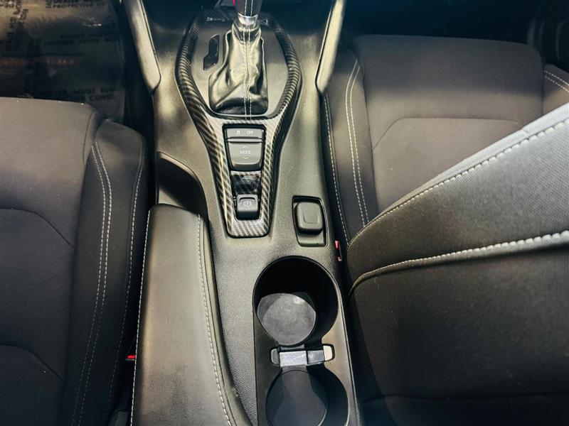 2017 Chevrolet Camaro 1LT photo 19