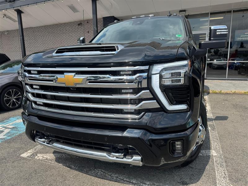 2024 CHEVROLET SILVERADO 3500HD High Country