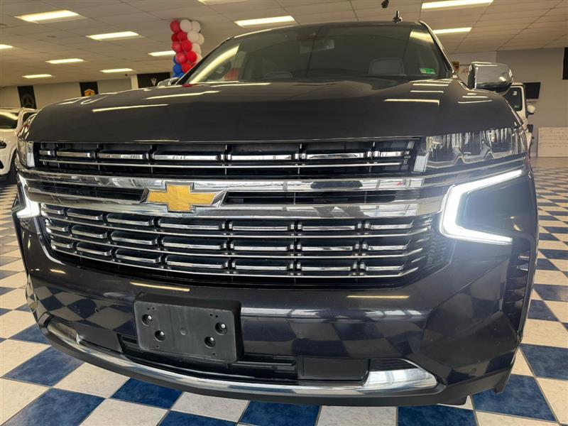 2023 Chevrolet Suburban Premier's photo
