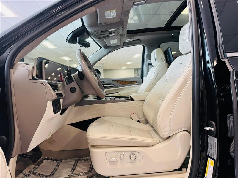 2022 Cadillac Escalade ESV Premium Luxury Platinum photo 8