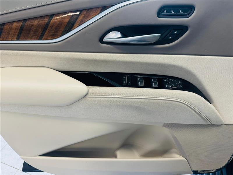 2022 Cadillac Escalade ESV Premium Luxury Platinum photo 21
