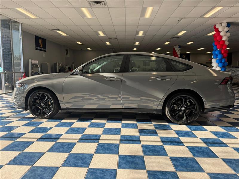 2025 Honda Accord SE photo 2