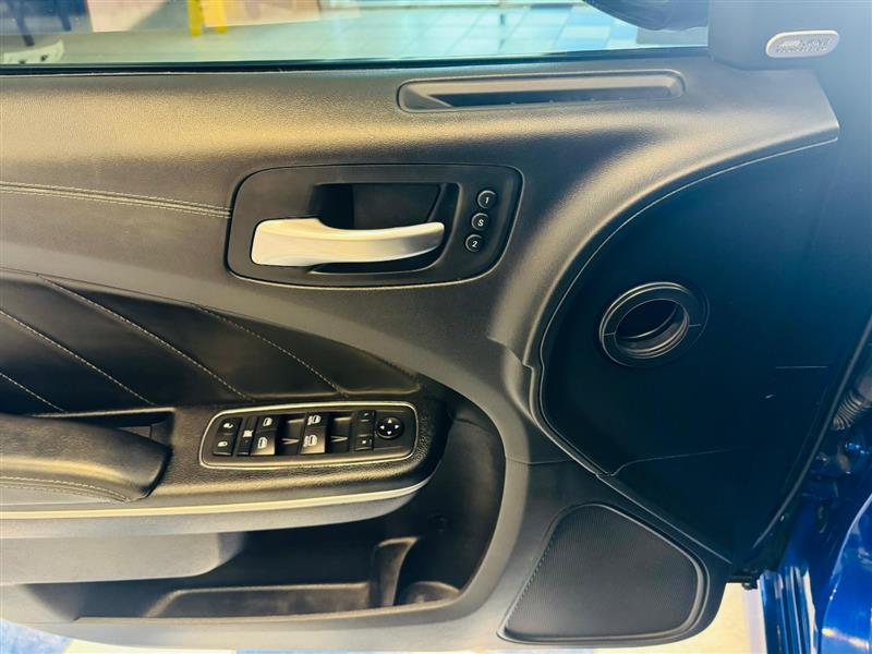 2020 Dodge Charger Scat Pack photo 18