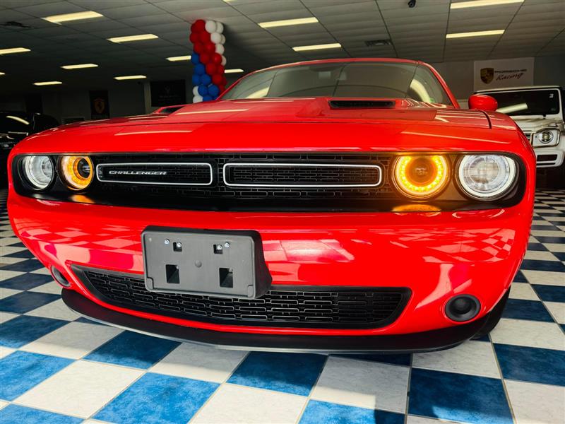 2021 DODGE CHALLENGER SXT