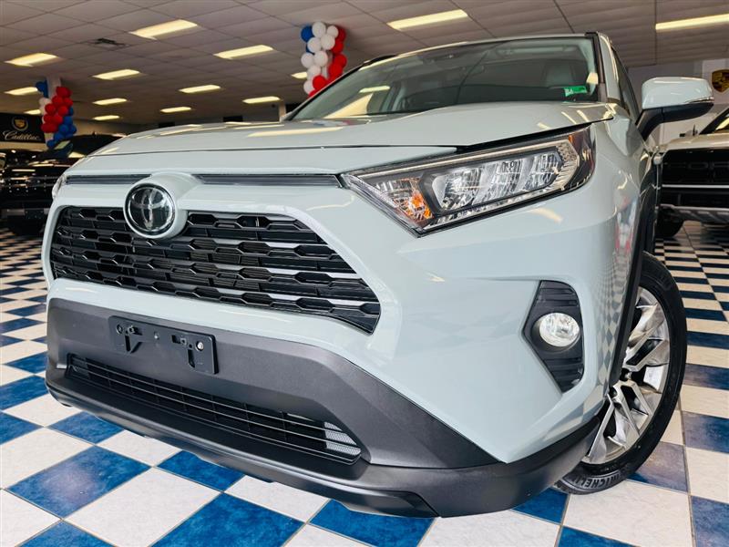 2020 TOYOTA RAV4 XLE PREMIUM