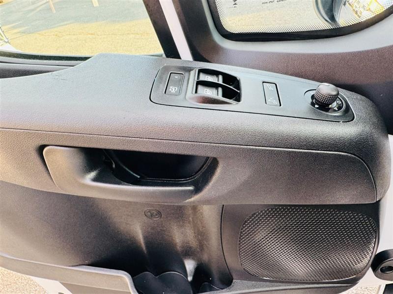2025 Ram ProMaster 2500 photo 14