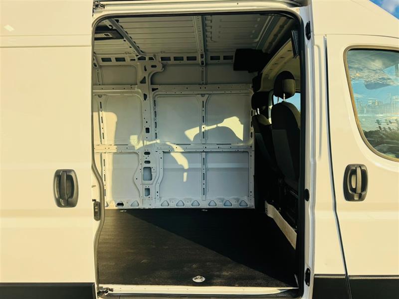 2025 Ram ProMaster 2500 photo 20