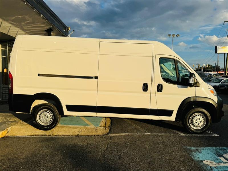 2025 Ram ProMaster 2500 photo 8