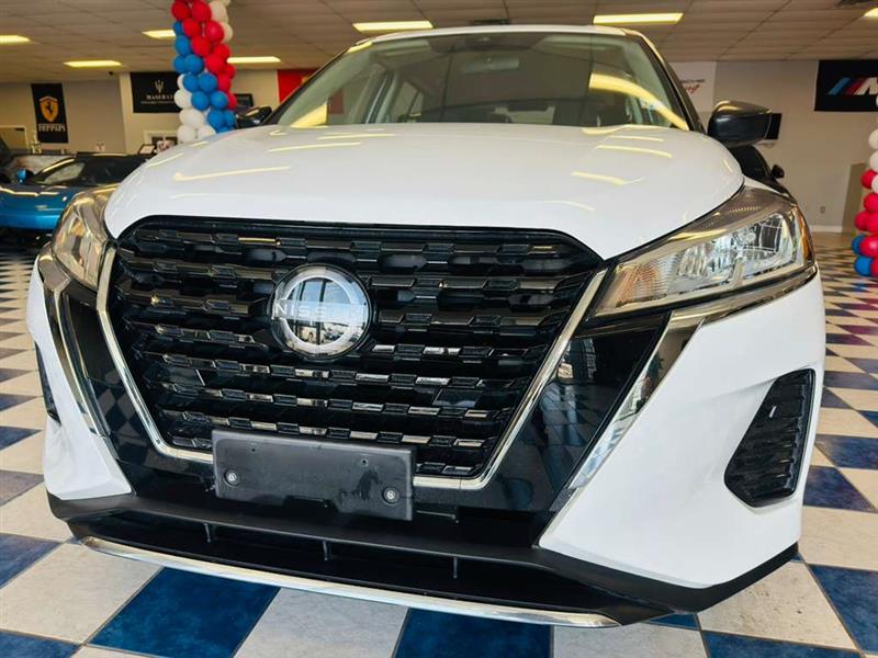 2024 NISSAN KICKS S