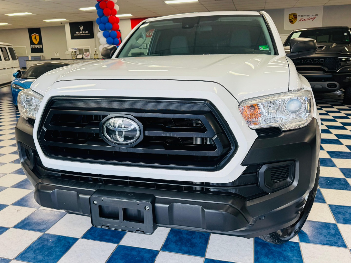 2021 Toyota Tacoma SR's photo