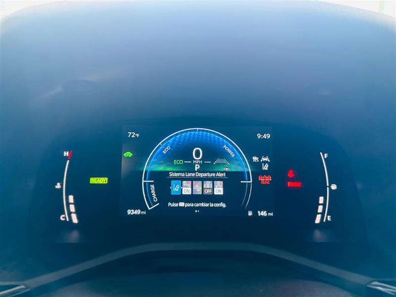 2025 Toyota Camry LE photo 21