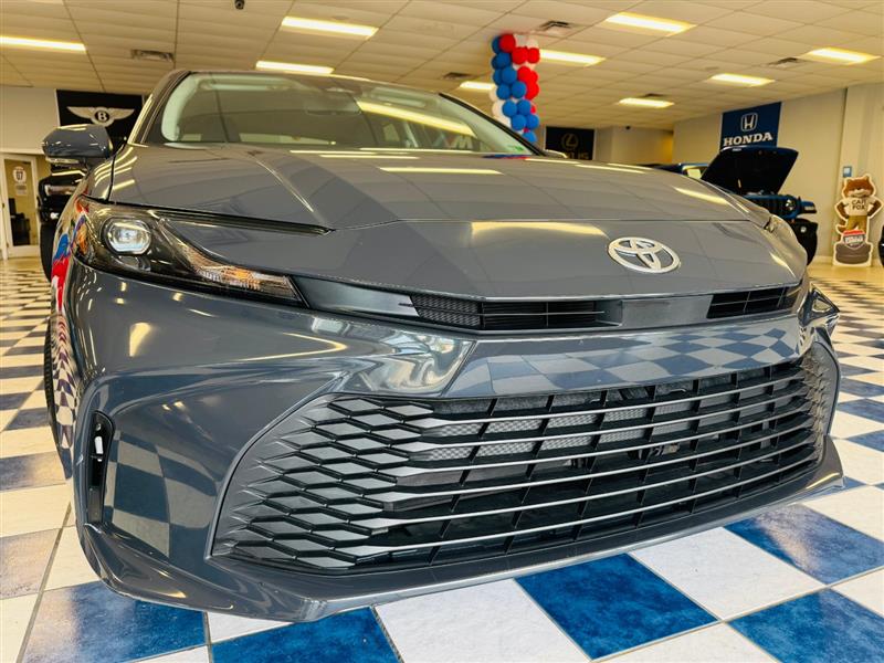 2025 Toyota Camry LE photo 26