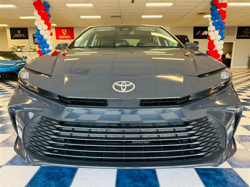 2025 Toyota Camry LE photo 2