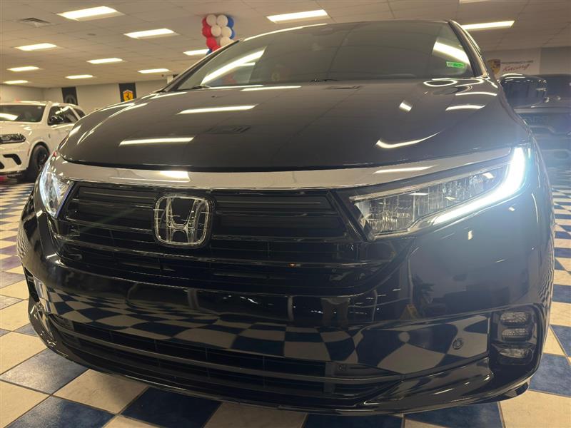 2023 Honda Odyssey Touring's photo