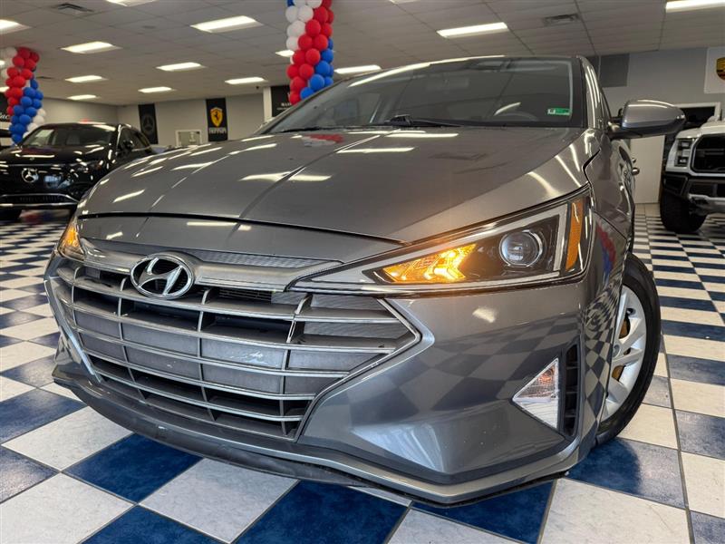 2019 HYUNDAI ELANTRA SE