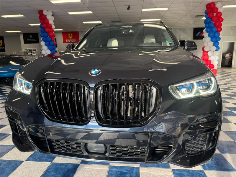 2022 BMW X5 M50I
