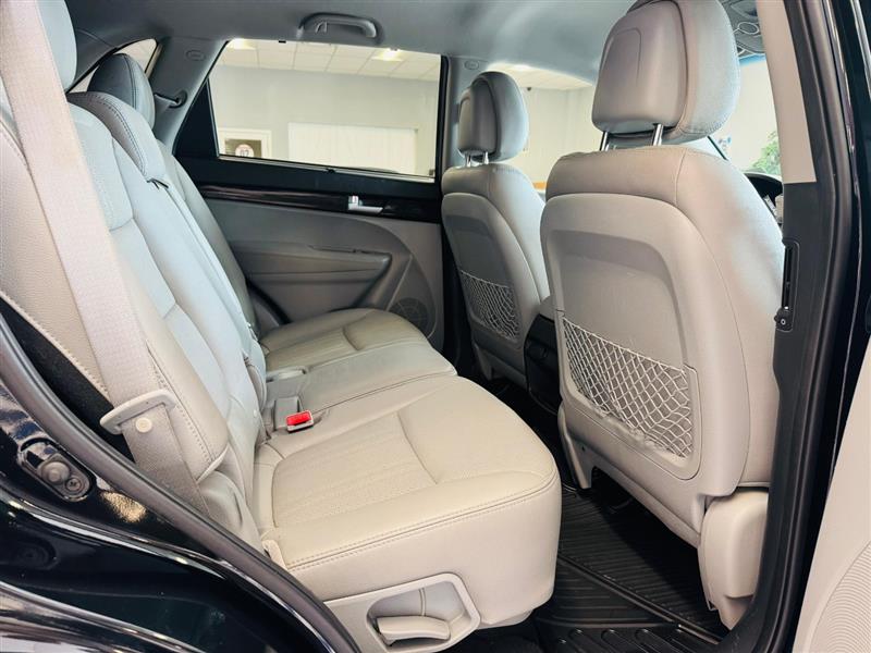 2015 Kia Sorento LX photo 11