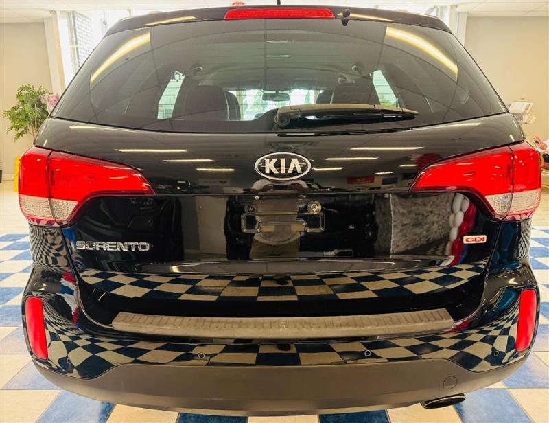 2015 Kia Sorento LX photo 3
