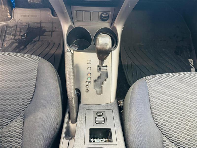 2007 Toyota RAV4 Sport photo 14