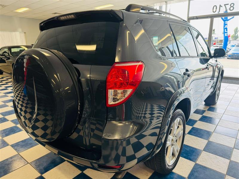 2007 Toyota RAV4 Sport photo 4