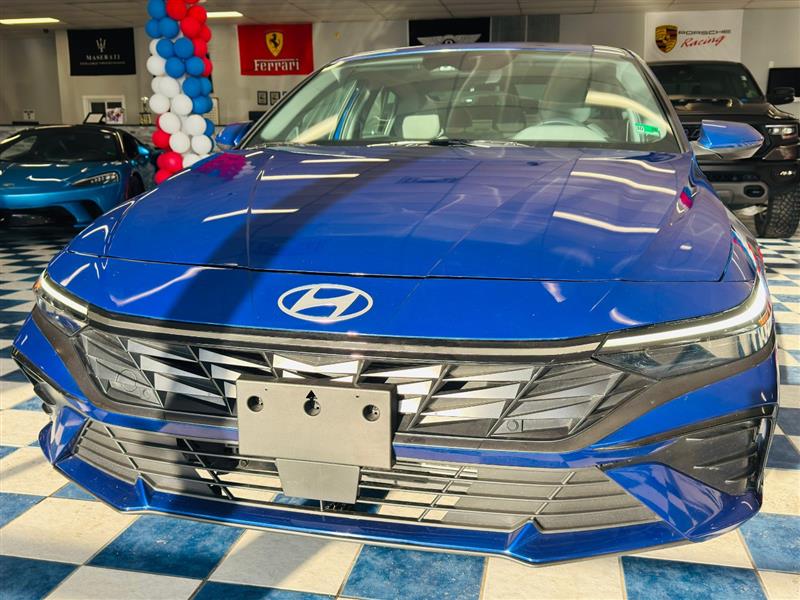 2024 HYUNDAI ELANTRA SEL