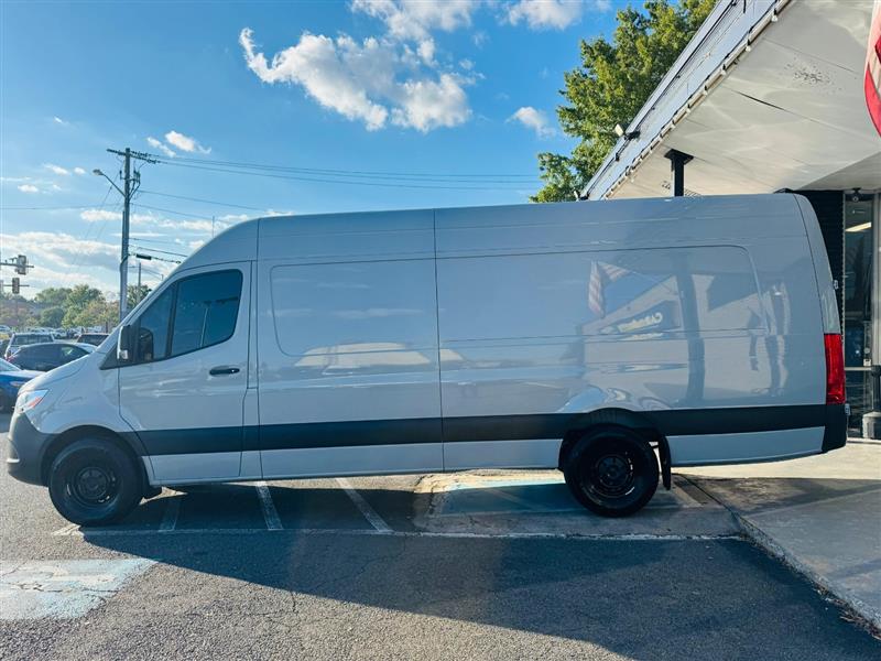 2024 Mercedes Benz Sprinter Cargo Van 2500 photo 4