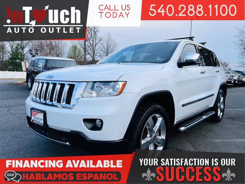 2013 JEEP GRAND CHEROKEE OVERLAND 4WD V8 w/NAVIGATION SYSTEM & PANORAMIC MOONROOF