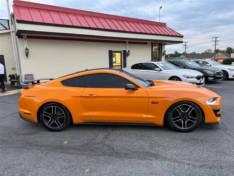 2019 Ford Mustang GT photo 4