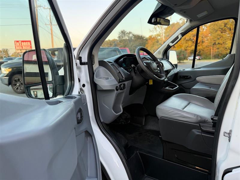 2017 Ford Transit Cargo Van photo 16