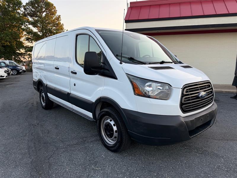 2017 Ford Transit Cargo Van photo 2