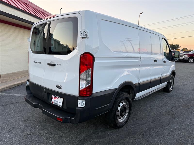 2017 Ford Transit Cargo Van photo 4