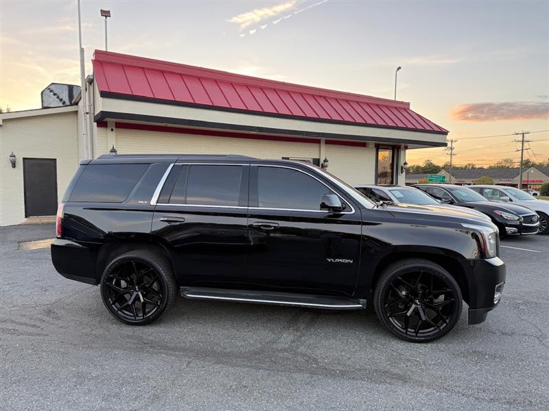 2016 Gmc Yukon SLT photo 2