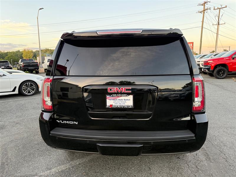 2016 Gmc Yukon SLT photo 4