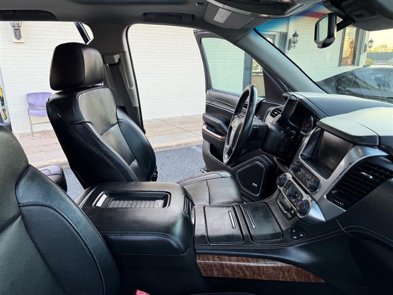 2016 Chevrolet Tahoe LTZ photo 11