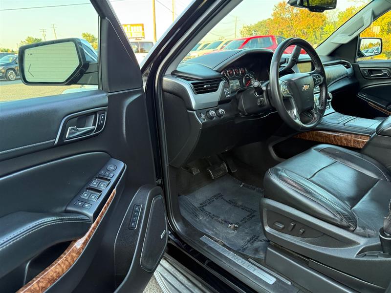 2016 Chevrolet Tahoe LTZ photo 24