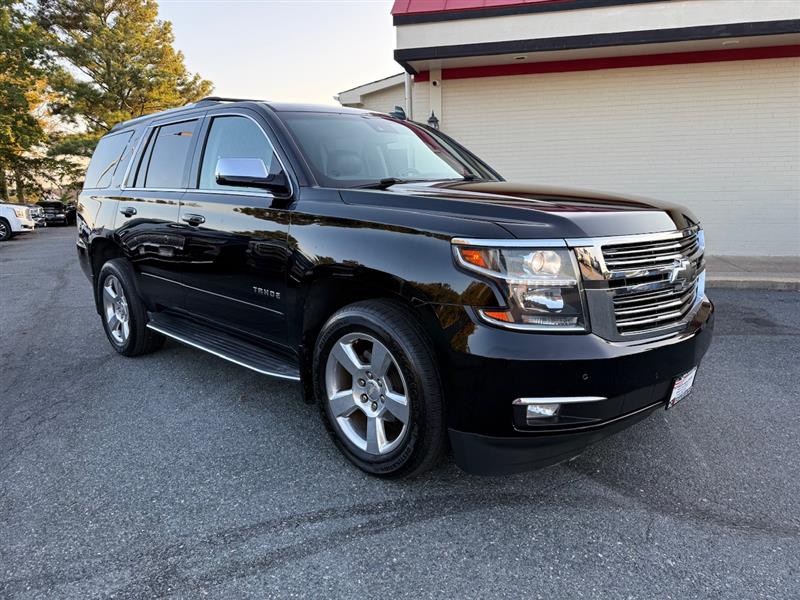 2016 Chevrolet Tahoe LTZ photo 3