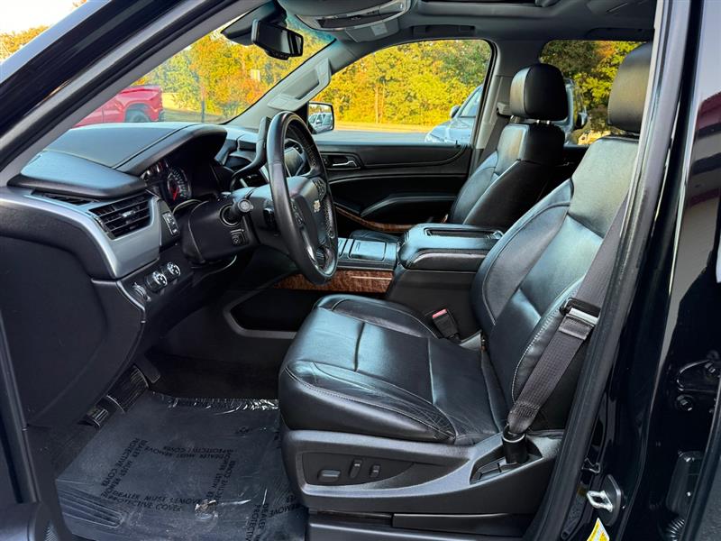2016 Chevrolet Tahoe LTZ photo 29