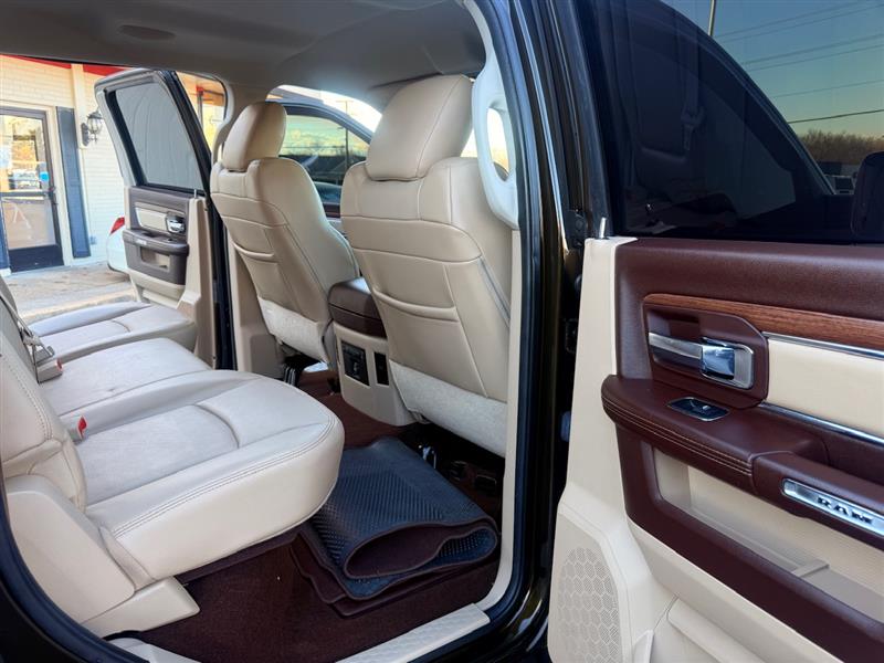 2014 Ram 2500 Laramie photo 19