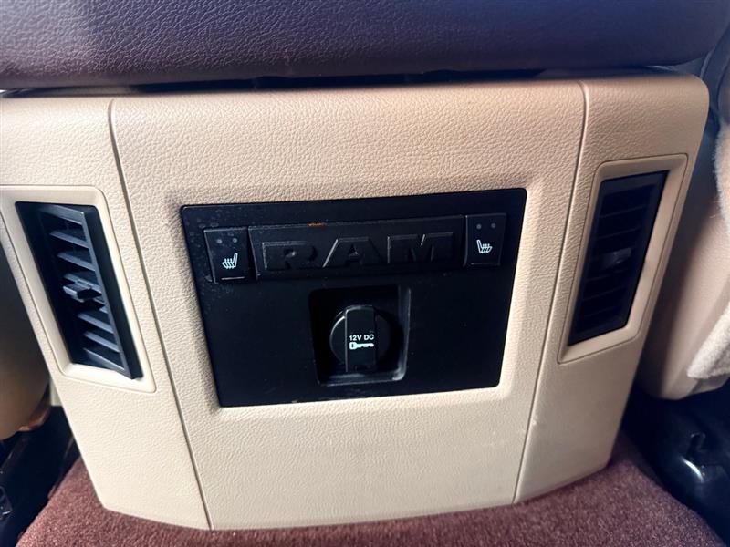 2014 Ram 2500 Laramie photo 20