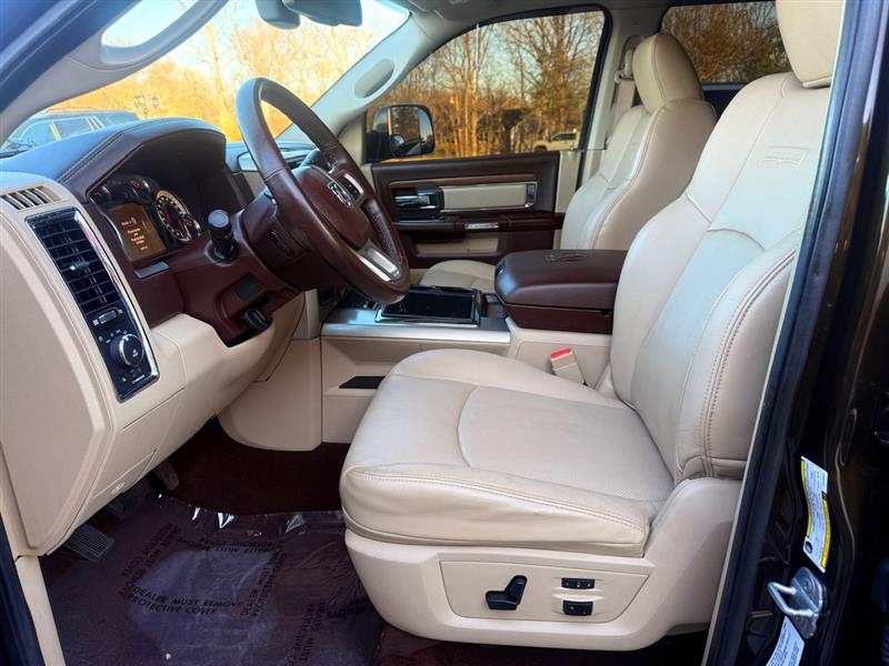 2014 Ram 2500 Laramie photo 23