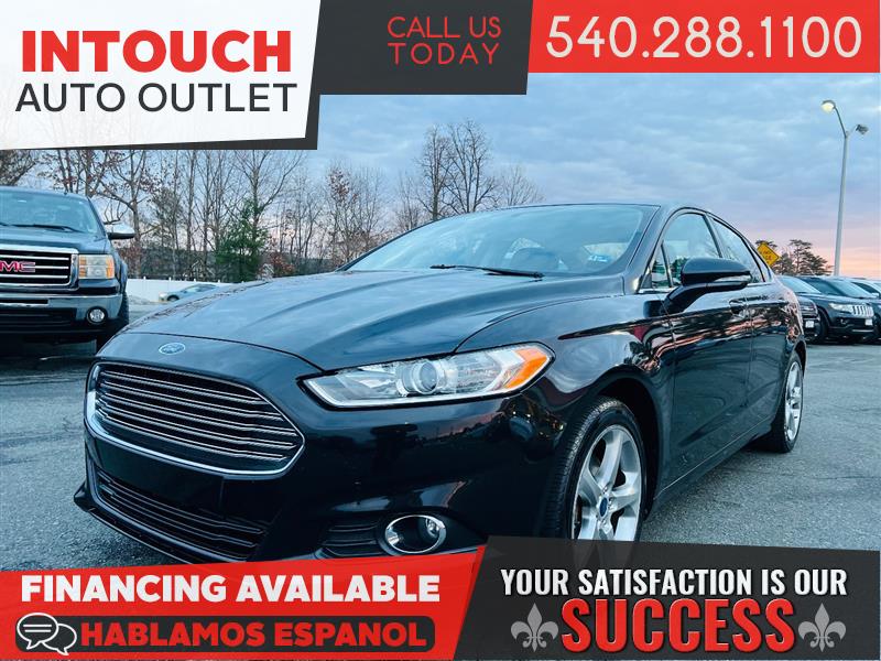 2013 FORD FUSION SE w/TECH PACKAGE MOONROOF & NAVIGATION SYSTEM