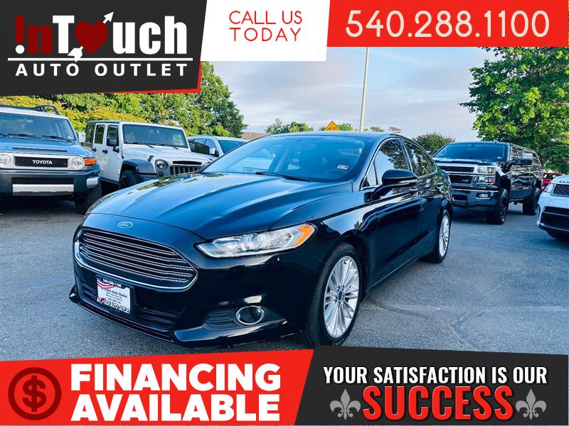 2016 FORD FUSION SE AWD w/MOONROOF & NAVIGATION SYSTEM