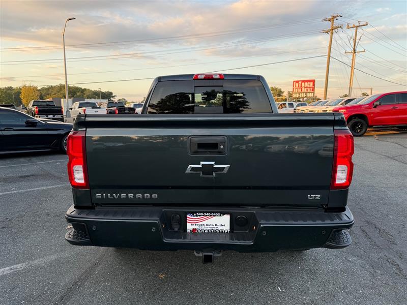 2017 Chevrolet Silverado 1500 LTZ photo 4