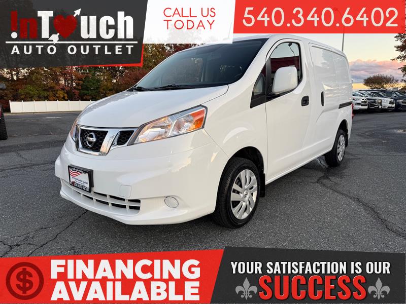 2015 Nissan NV200 SV's photo